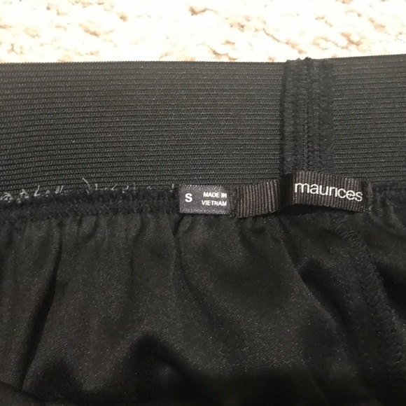 Maurices Floral Bubble Skirt (size small) - Picture 2 of 3